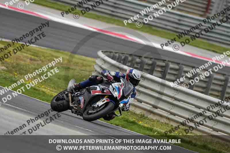 cadwell no limits trackday;cadwell park;cadwell park photographs;cadwell trackday photographs;enduro digital images;event digital images;eventdigitalimages;navarra;no limits trackdays;peter wileman photography;racing digital images;trackday digital images;trackday photos